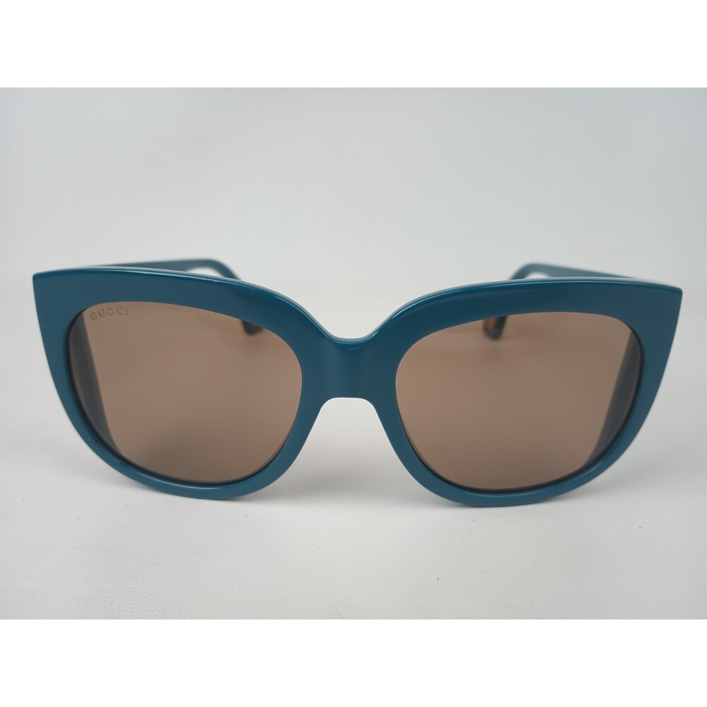 Gucci Turquoise Square Women's Sunglasses GG0468S 005 Case